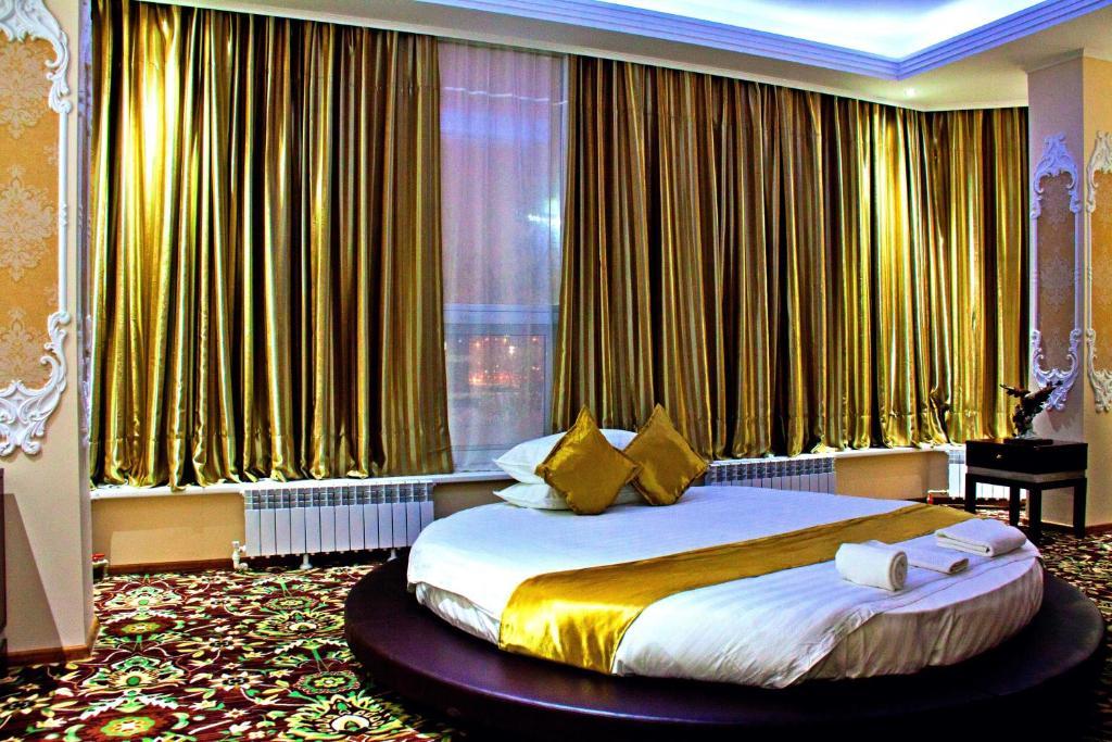 Sky Luxe Hotel アスターナ エクステリア 写真
